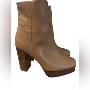 Madden Girl Women's Tan Boots Size 7.5